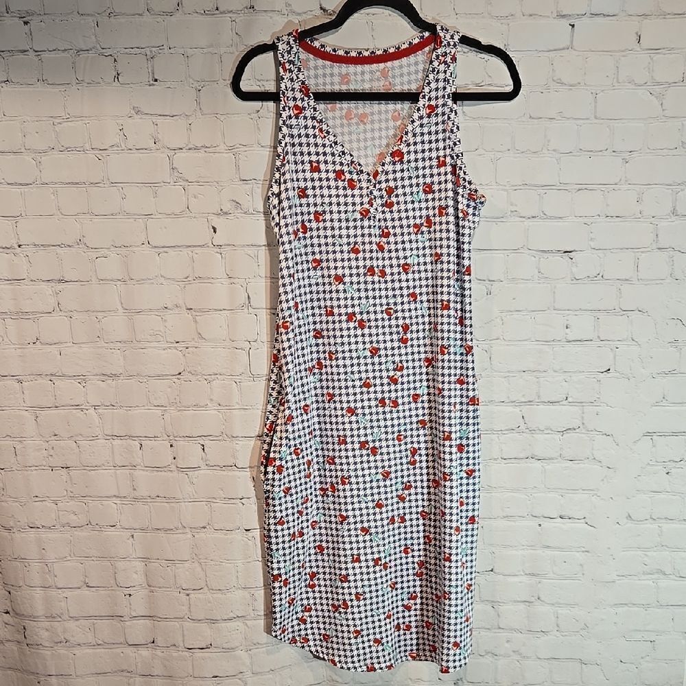Secret Treasures Cherry Print Nightgown Size M